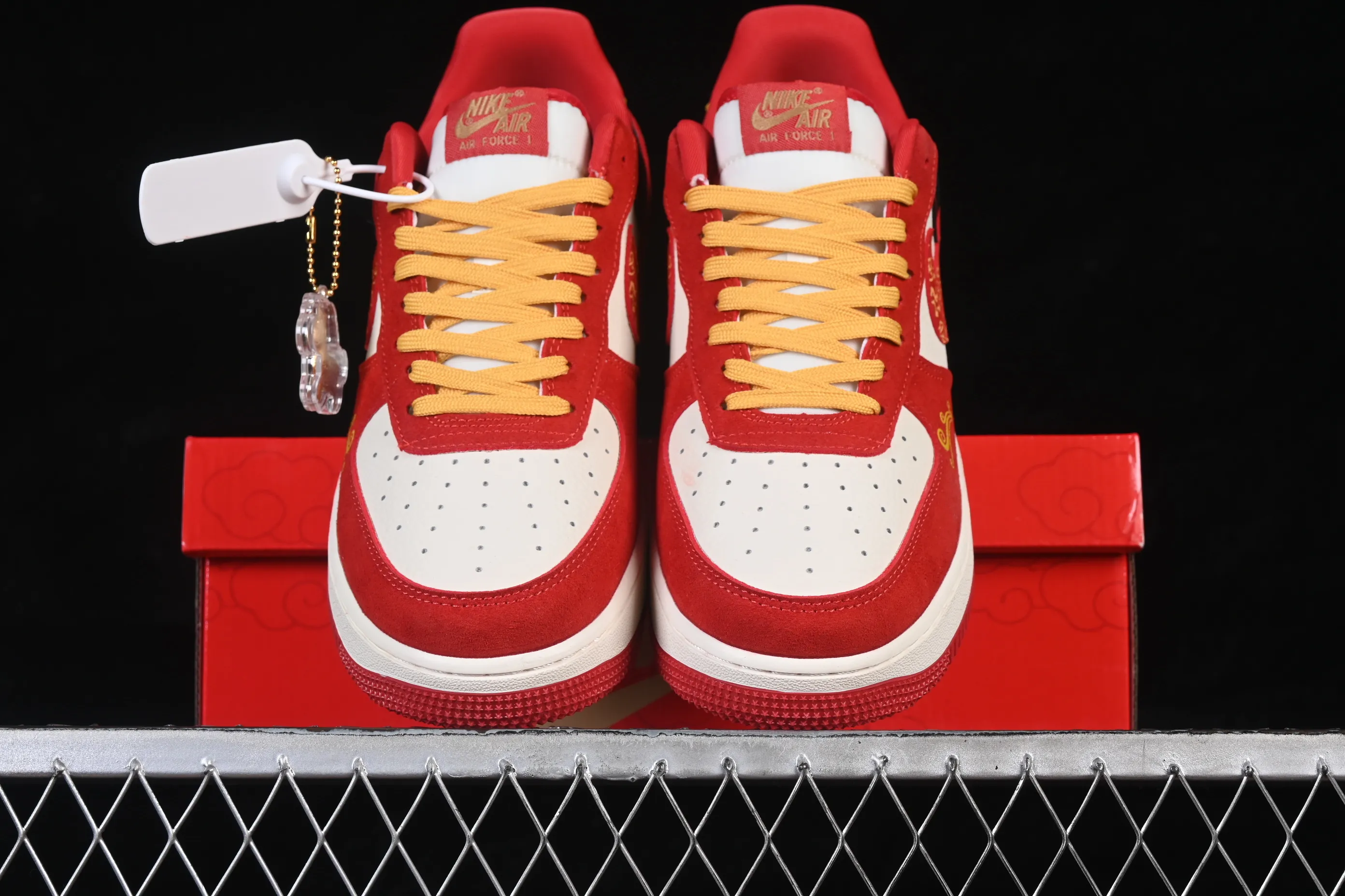 All categories Nk Air Force 1 Air Force series Nk Air Force 1 Low Air Force low-top Nike Air Force 1'07 Low Year of the Horse limited edition black and red Chinese style Air Force 1 low-top casual sneakers DF0188-133